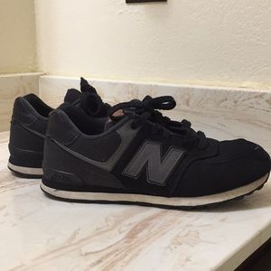 Black 574 New Balances !!
